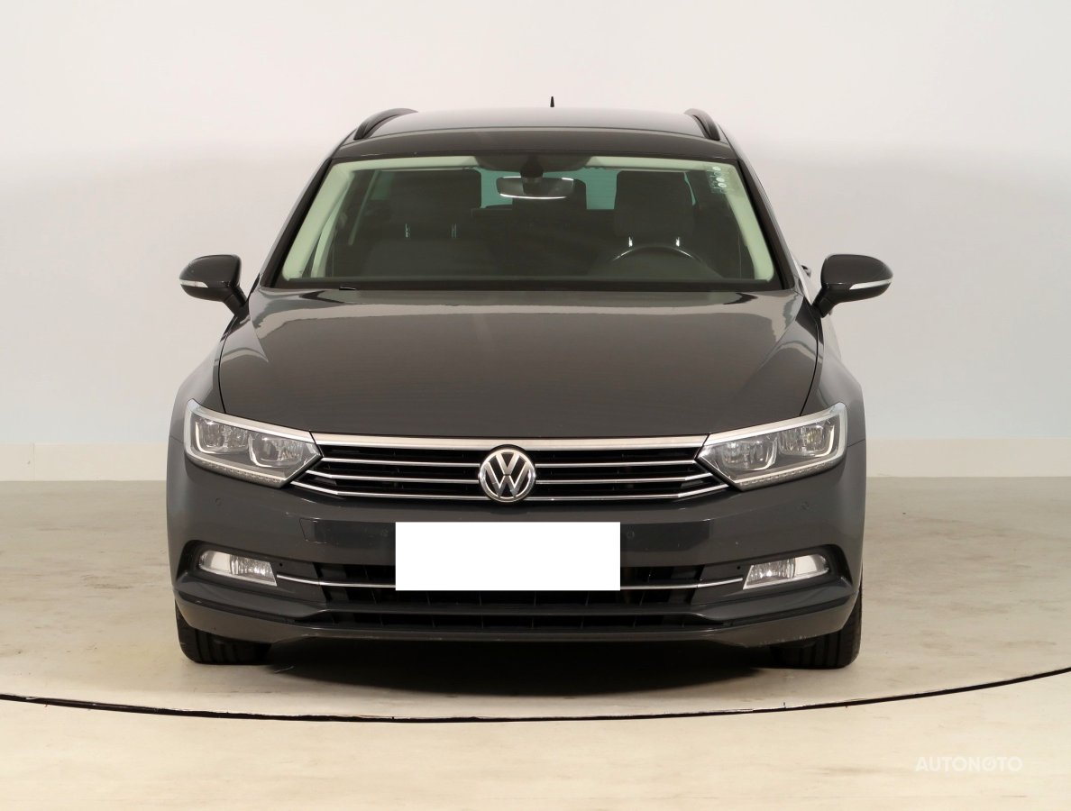 Volkswagen Passat, 2019 - pohled č. 2