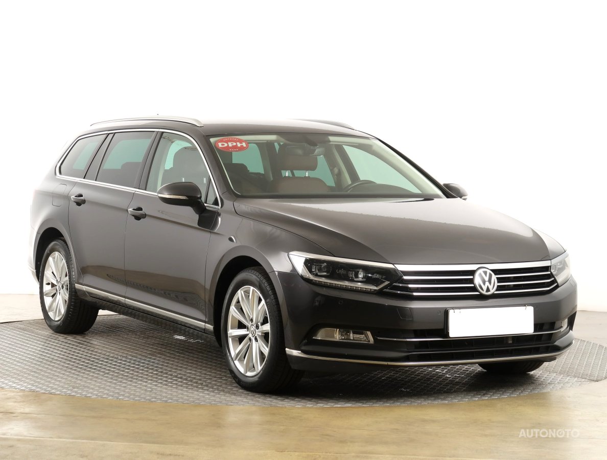 Volkswagen Passat, 2019 - celkový pohled