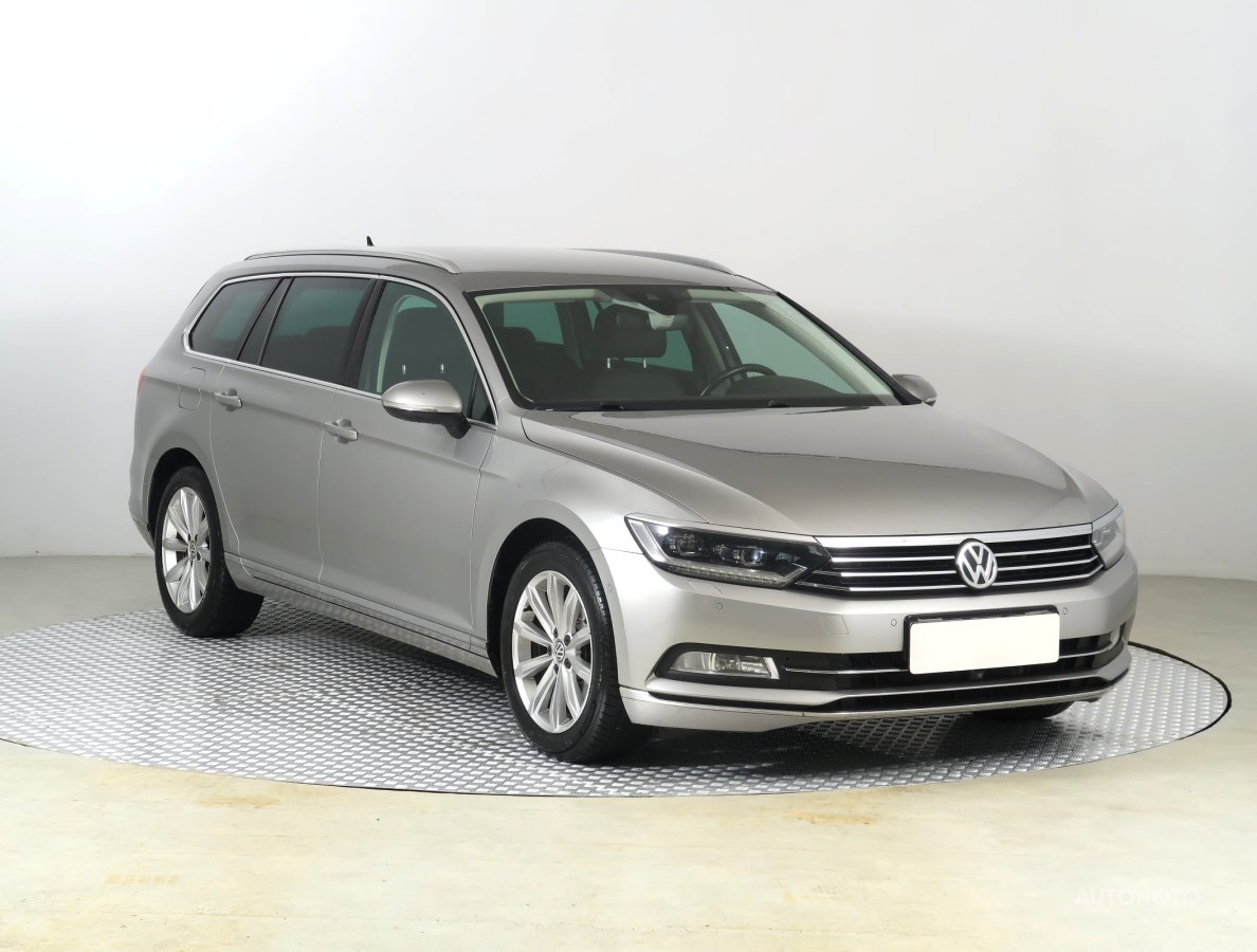 Volkswagen Passat, 2015 - celkový pohled