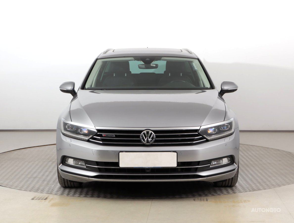 Volkswagen Passat, 2018 - pohled č. 2
