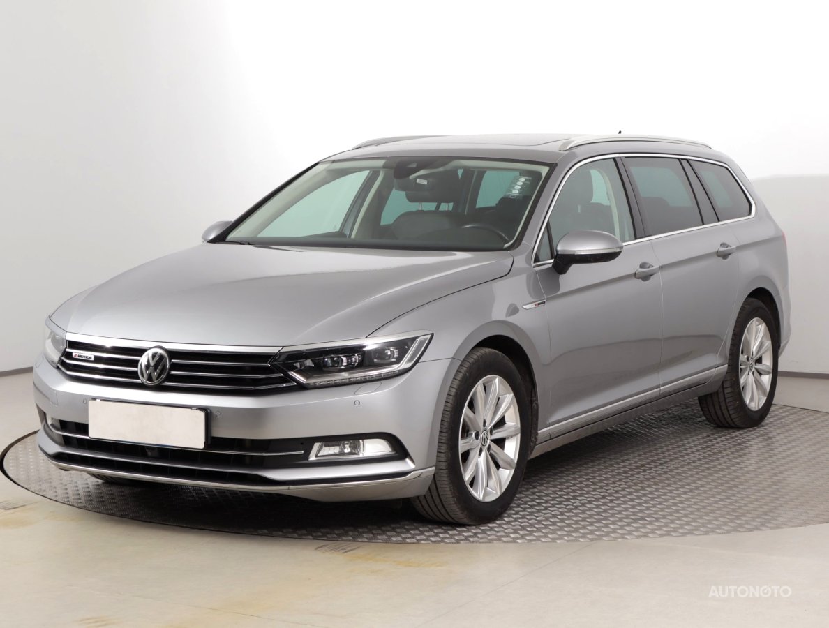 Volkswagen Passat, 2018 - pohled č. 3