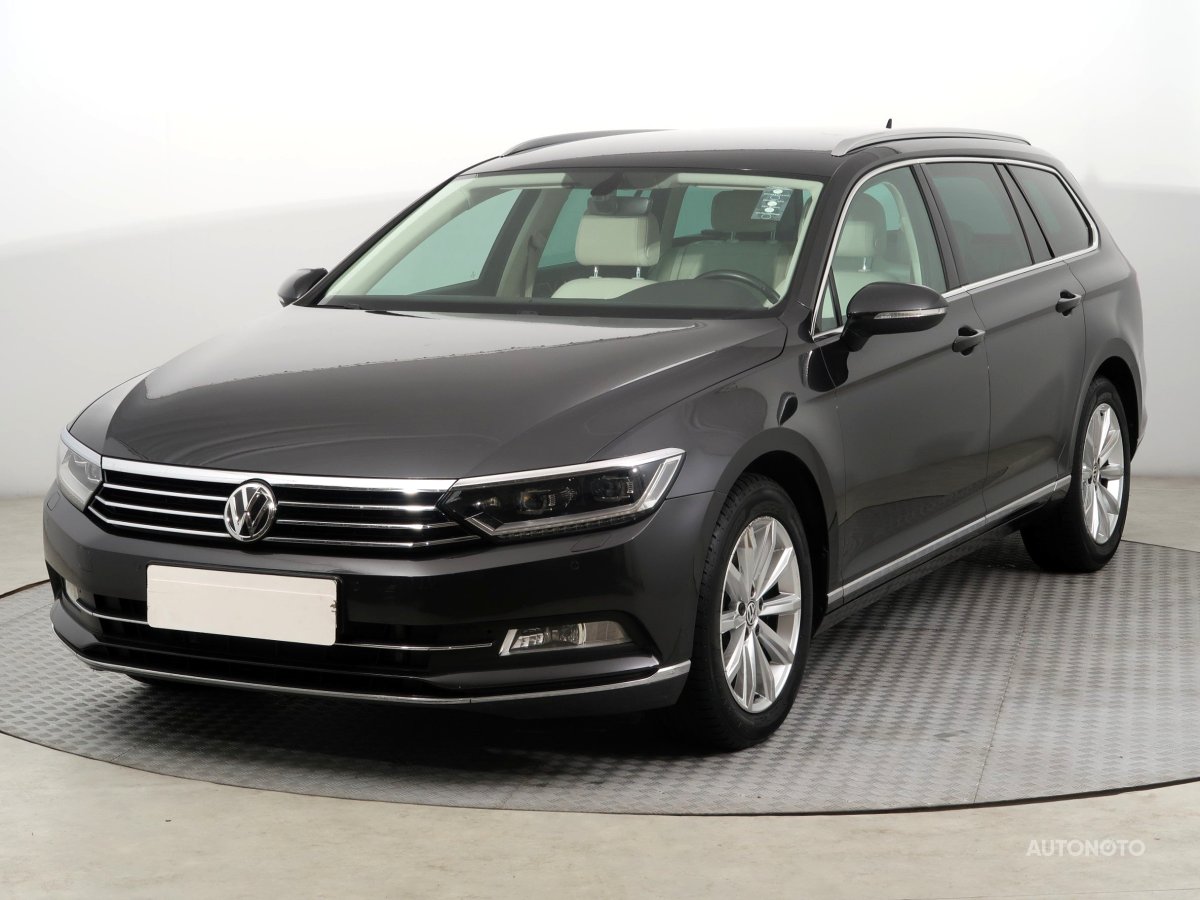 Volkswagen Passat, 2018 - pohled č. 3
