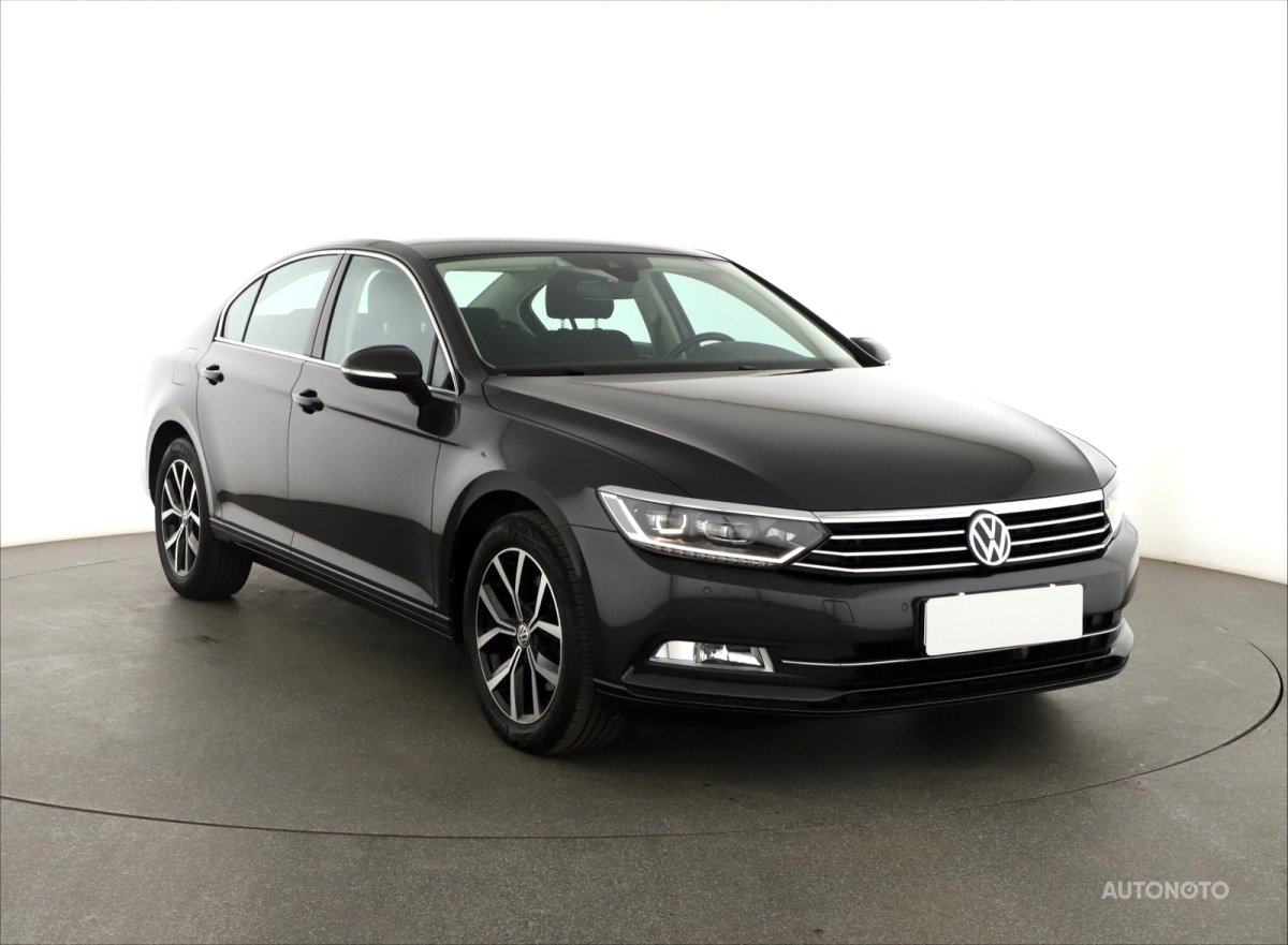 Volkswagen Passat, 2019 - celkový pohled