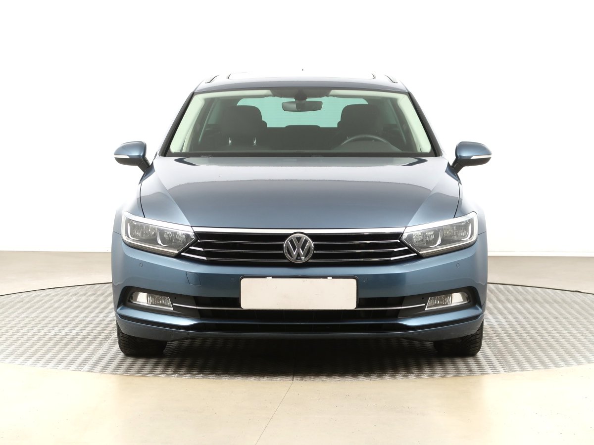 Volkswagen Passat, 2015 - pohled č. 2