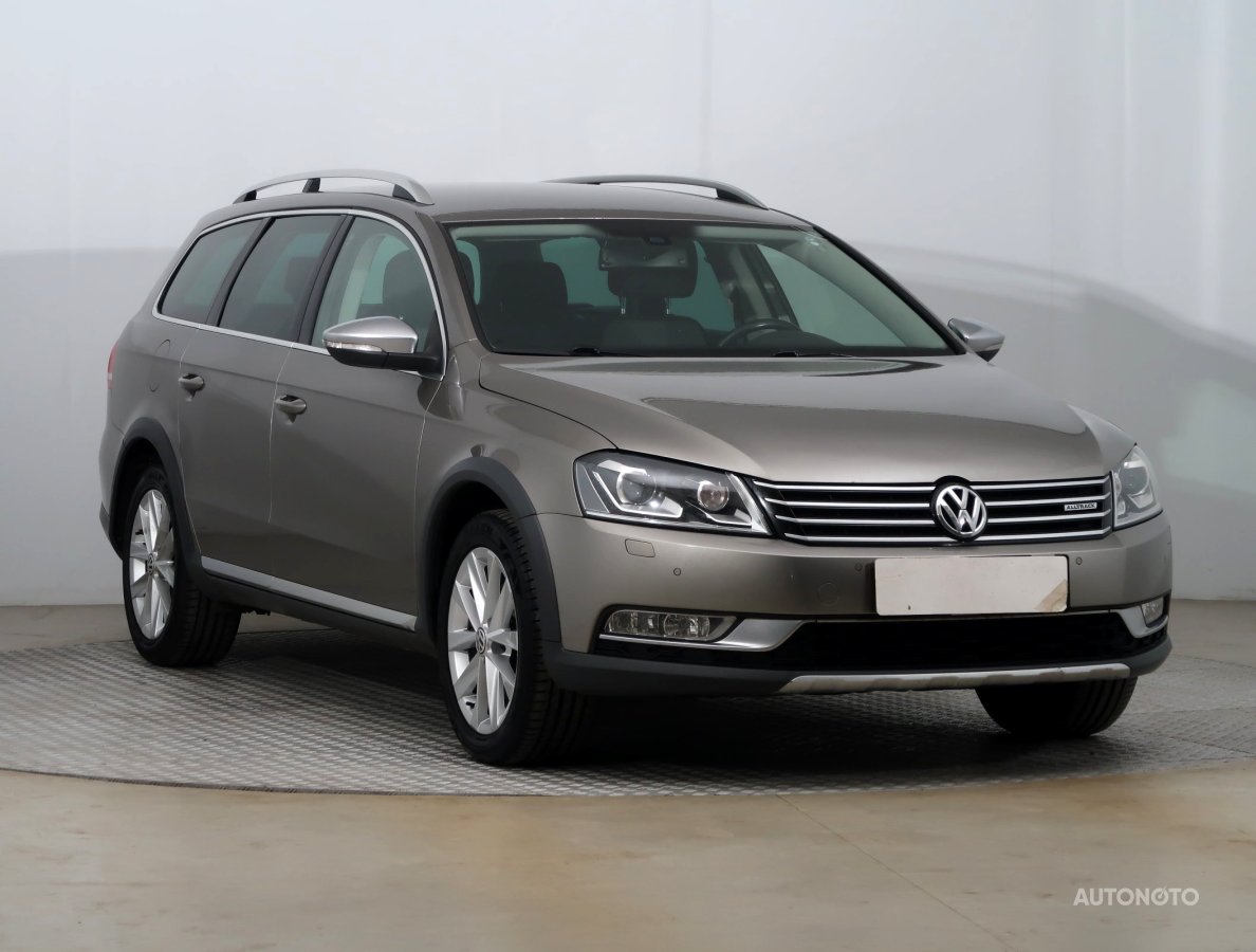 Volkswagen Passat, 2013 - celkový pohled