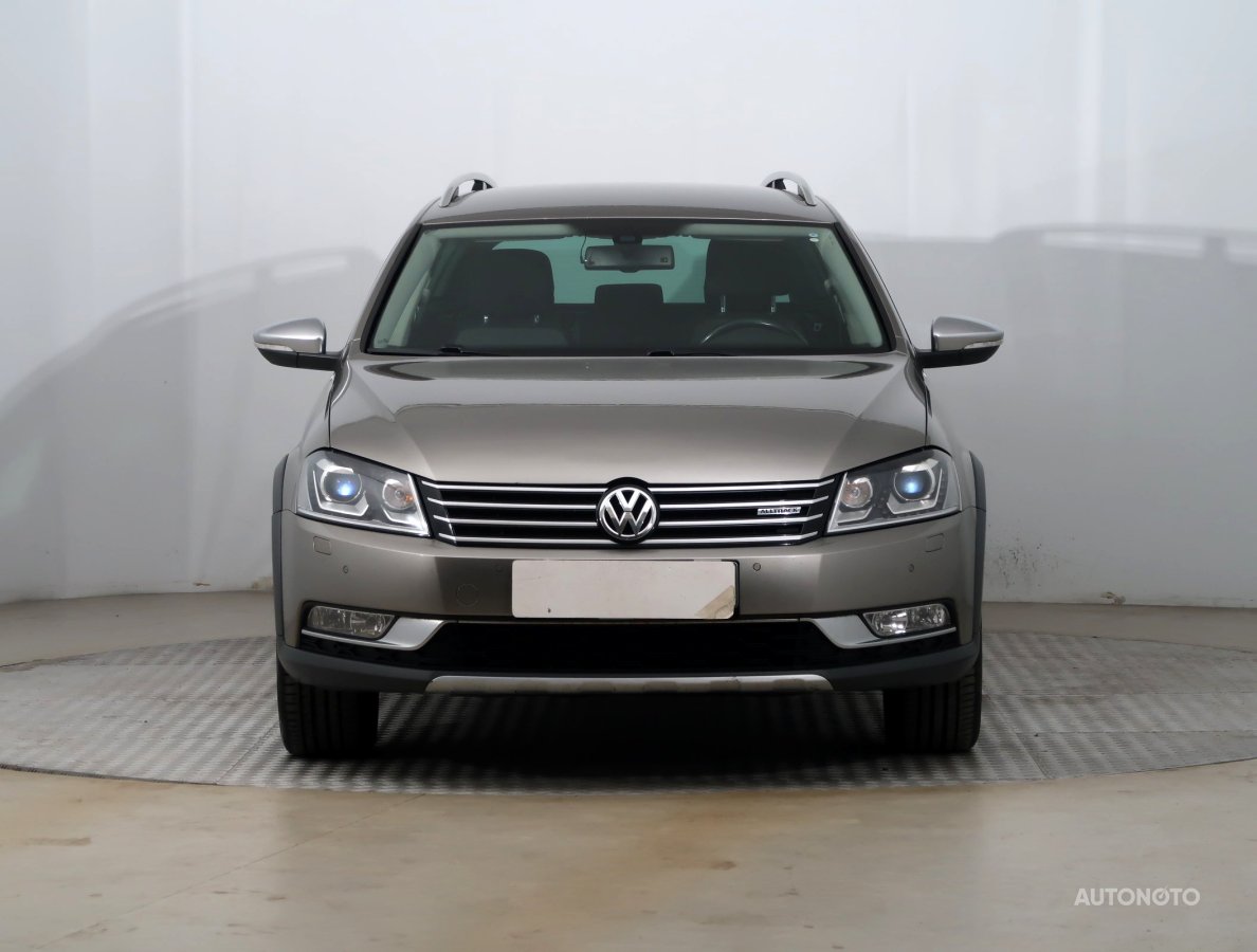 Volkswagen Passat, 2013 - pohled č. 2
