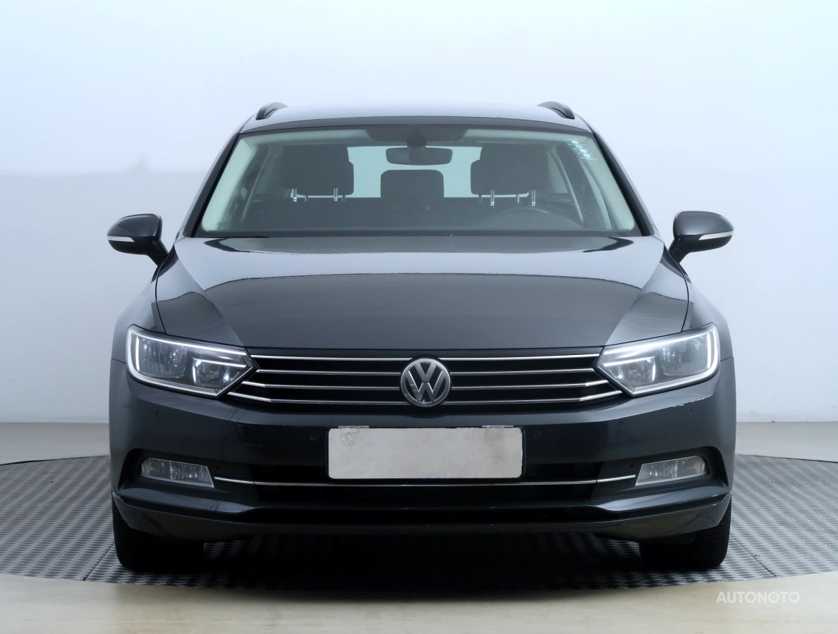Volkswagen Passat, 2015 - pohled č. 2