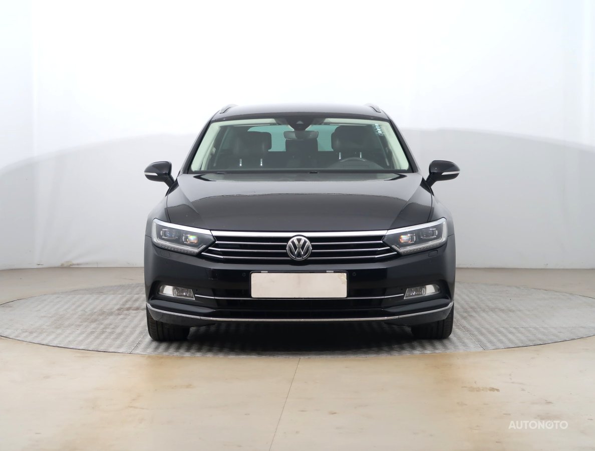Volkswagen Passat, 2016 - pohled č. 2