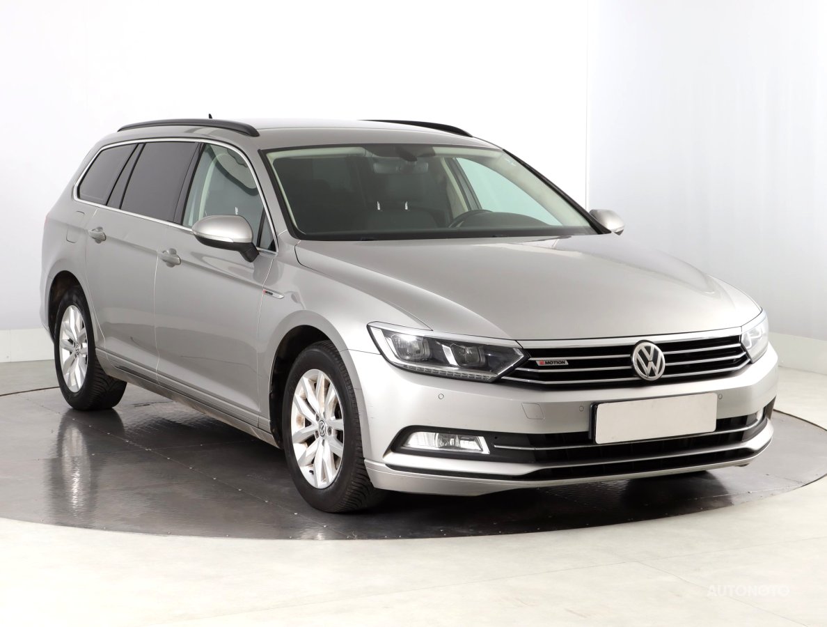 Volkswagen Passat, 2015 - celkový pohled