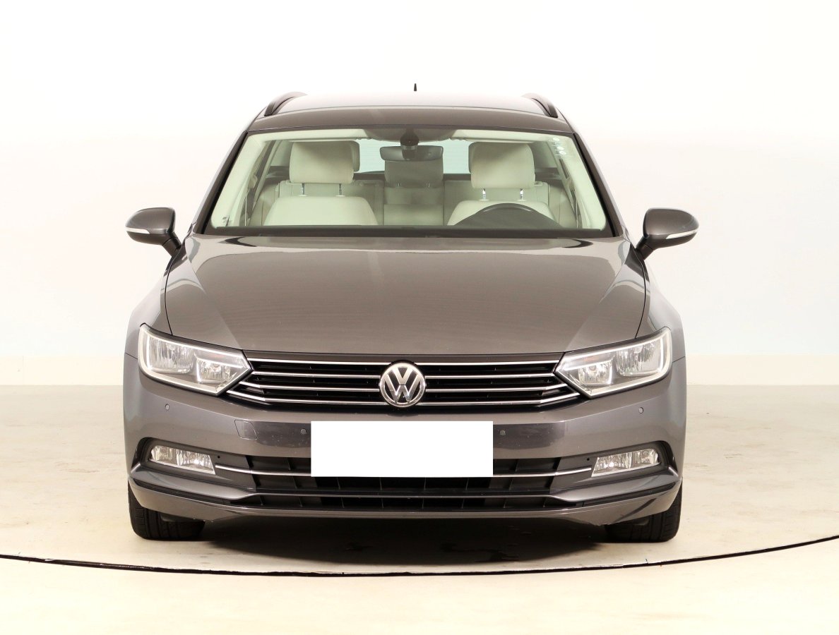Volkswagen Passat, 2016 - pohled č. 2