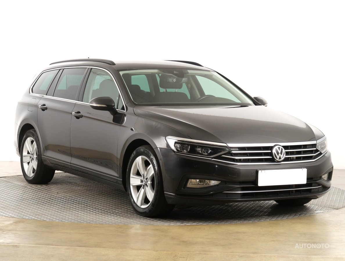 Volkswagen Passat, 2020 - celkový pohled