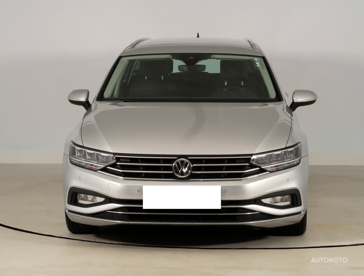 Volkswagen Passat, 2020 - pohled č. 2