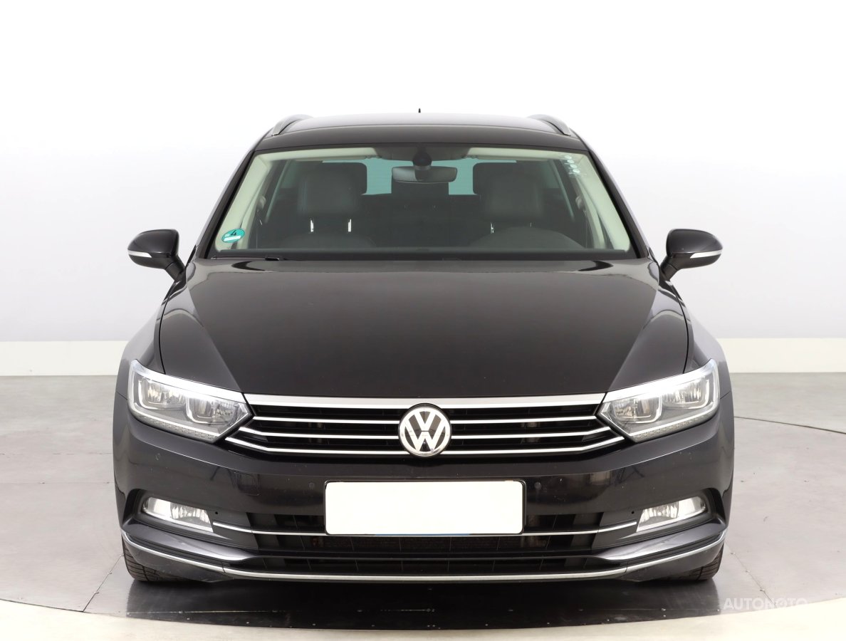 Volkswagen Passat, 2018 - pohled č. 2