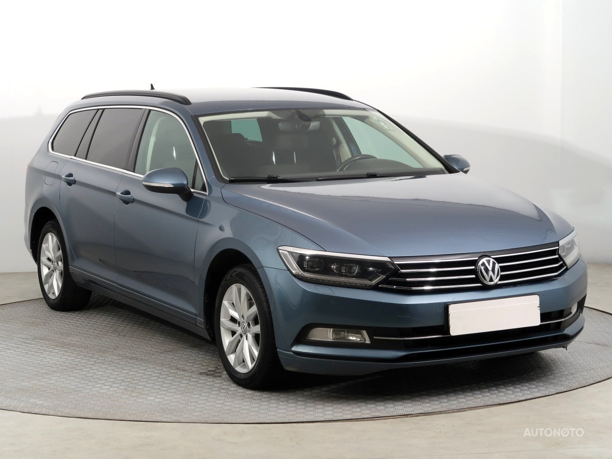 Volkswagen Passat, 2015 - celkový pohled