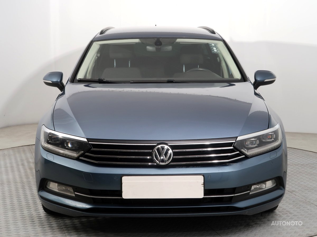 Volkswagen Passat, 2015 - pohled č. 2