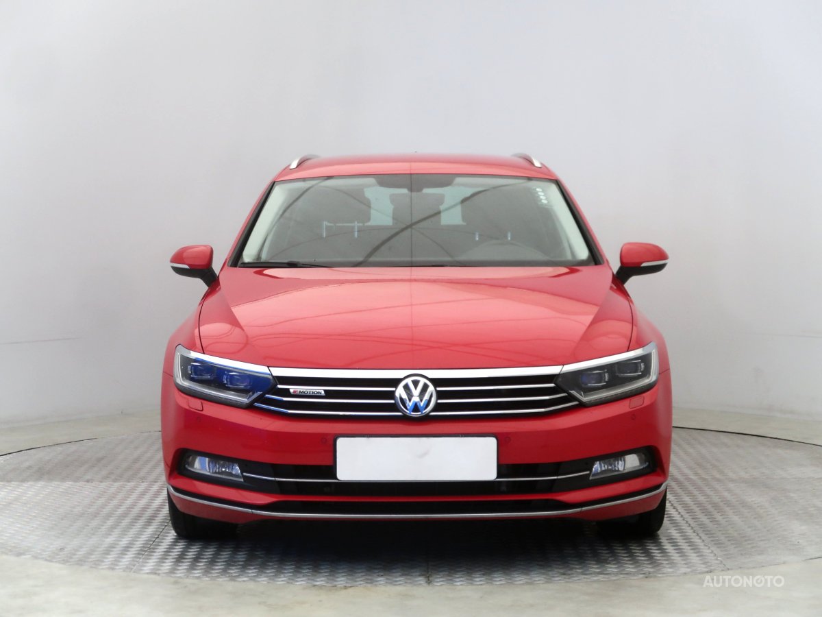 Volkswagen Passat, 2019 - pohled č. 2