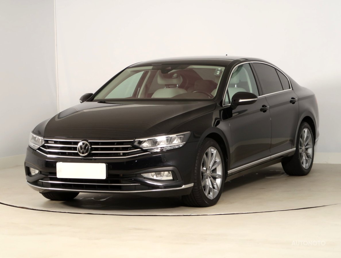 Volkswagen Passat, 2020 - pohled č. 3