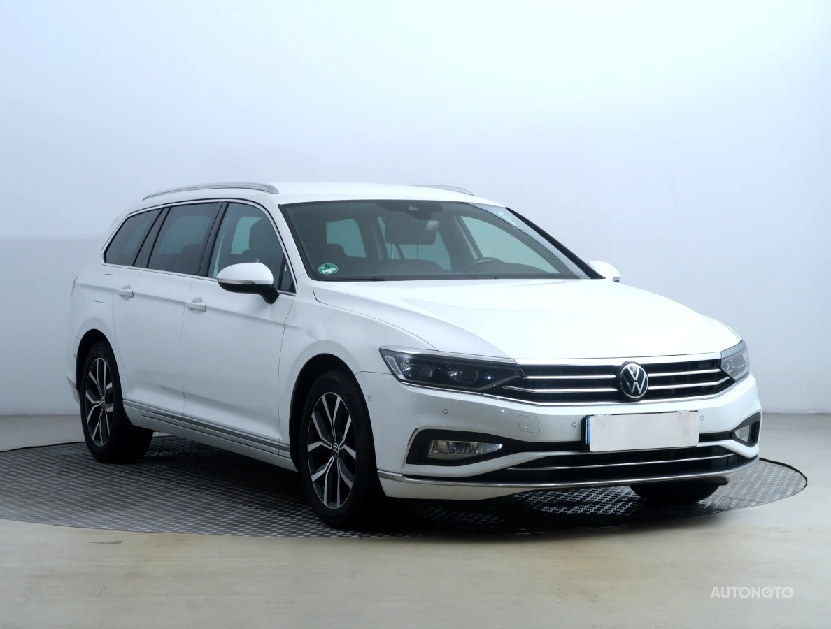 Volkswagen Passat, 2020 - celkový pohled