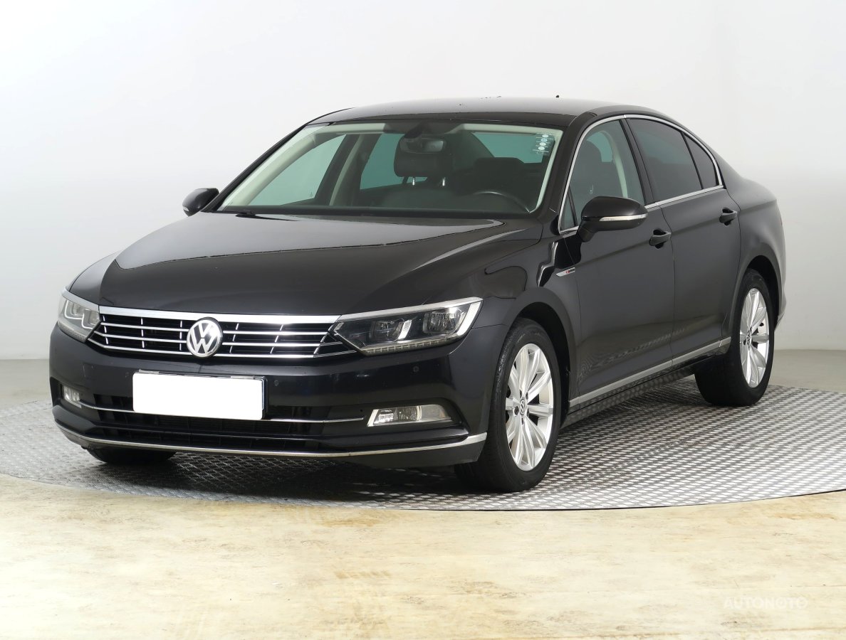 Volkswagen Passat, 2018 - pohled č. 3