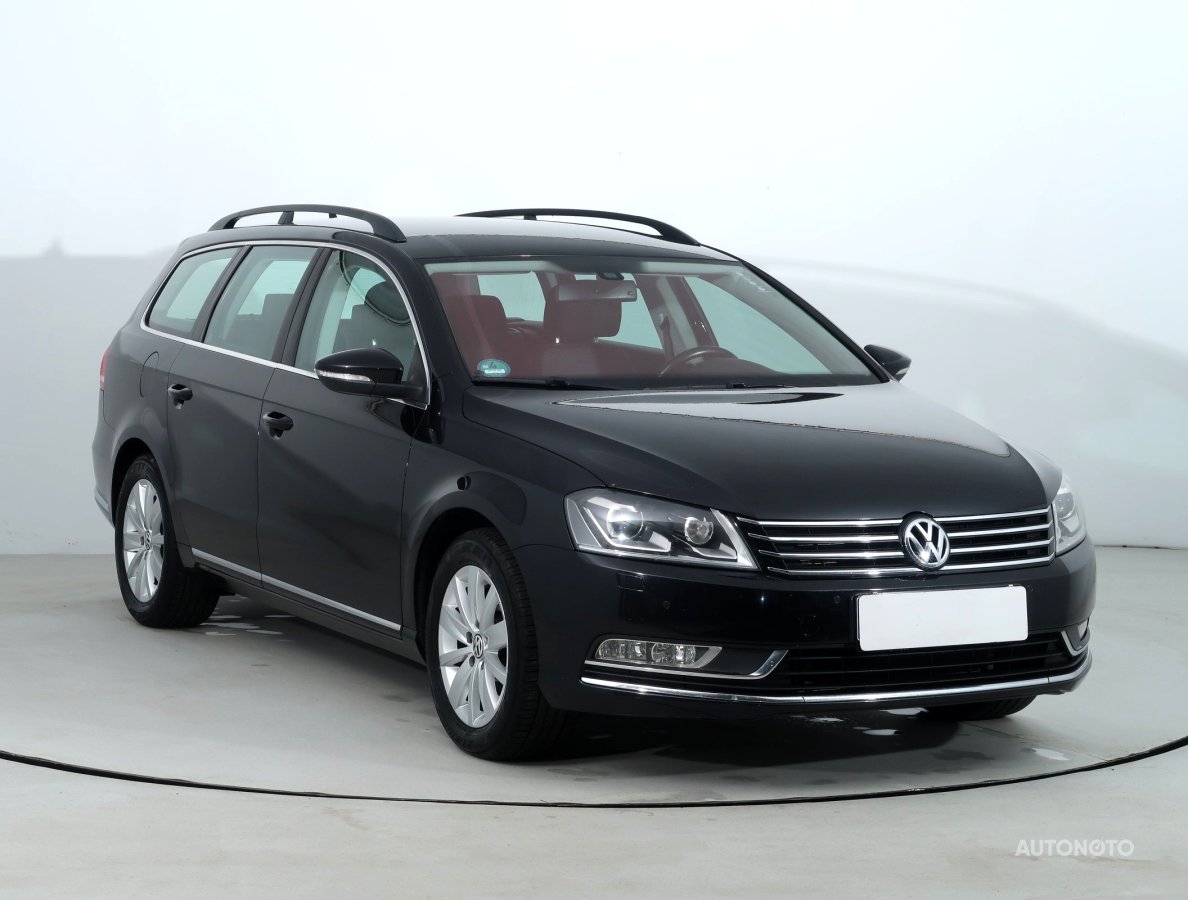 Volkswagen Passat, 2011 - celkový pohled