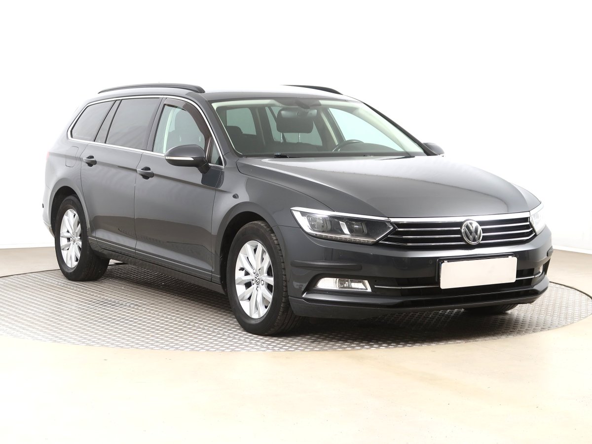 Volkswagen Passat, 2016 - celkový pohled