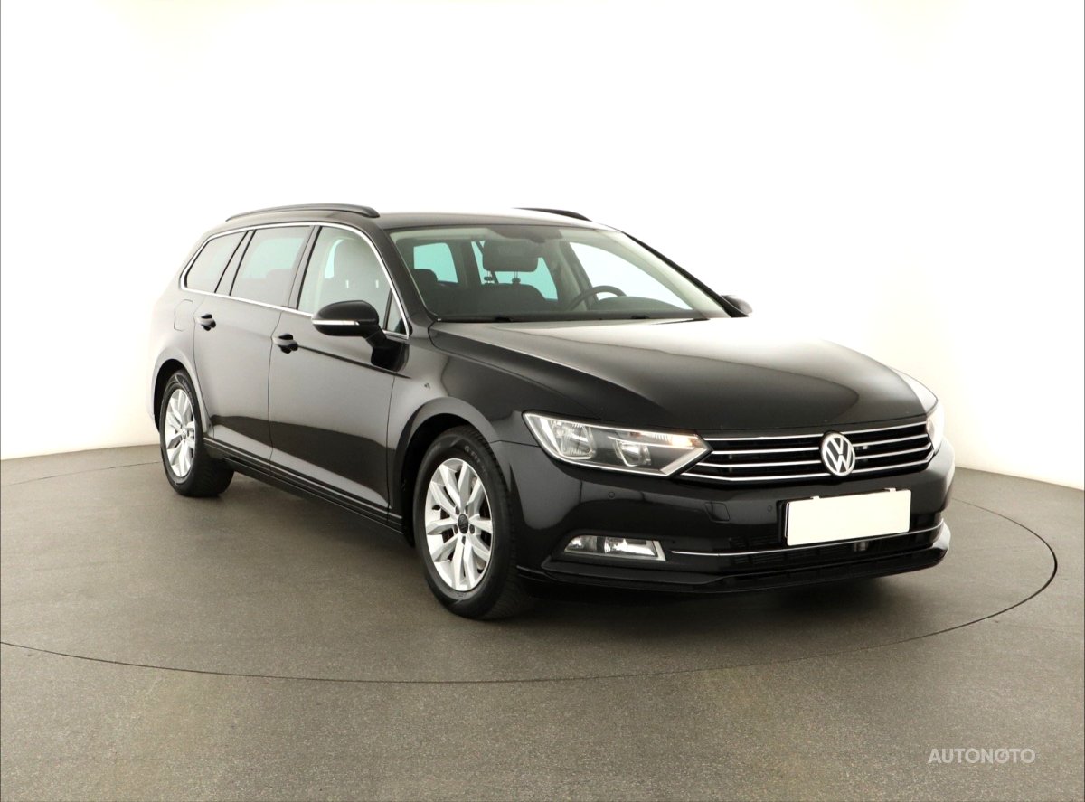 Volkswagen Passat, 2015 - celkový pohled