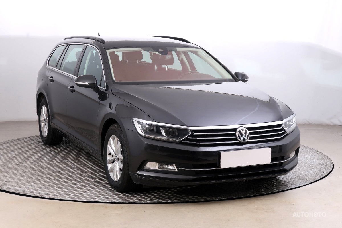 Volkswagen Passat, 2019 - celkový pohled