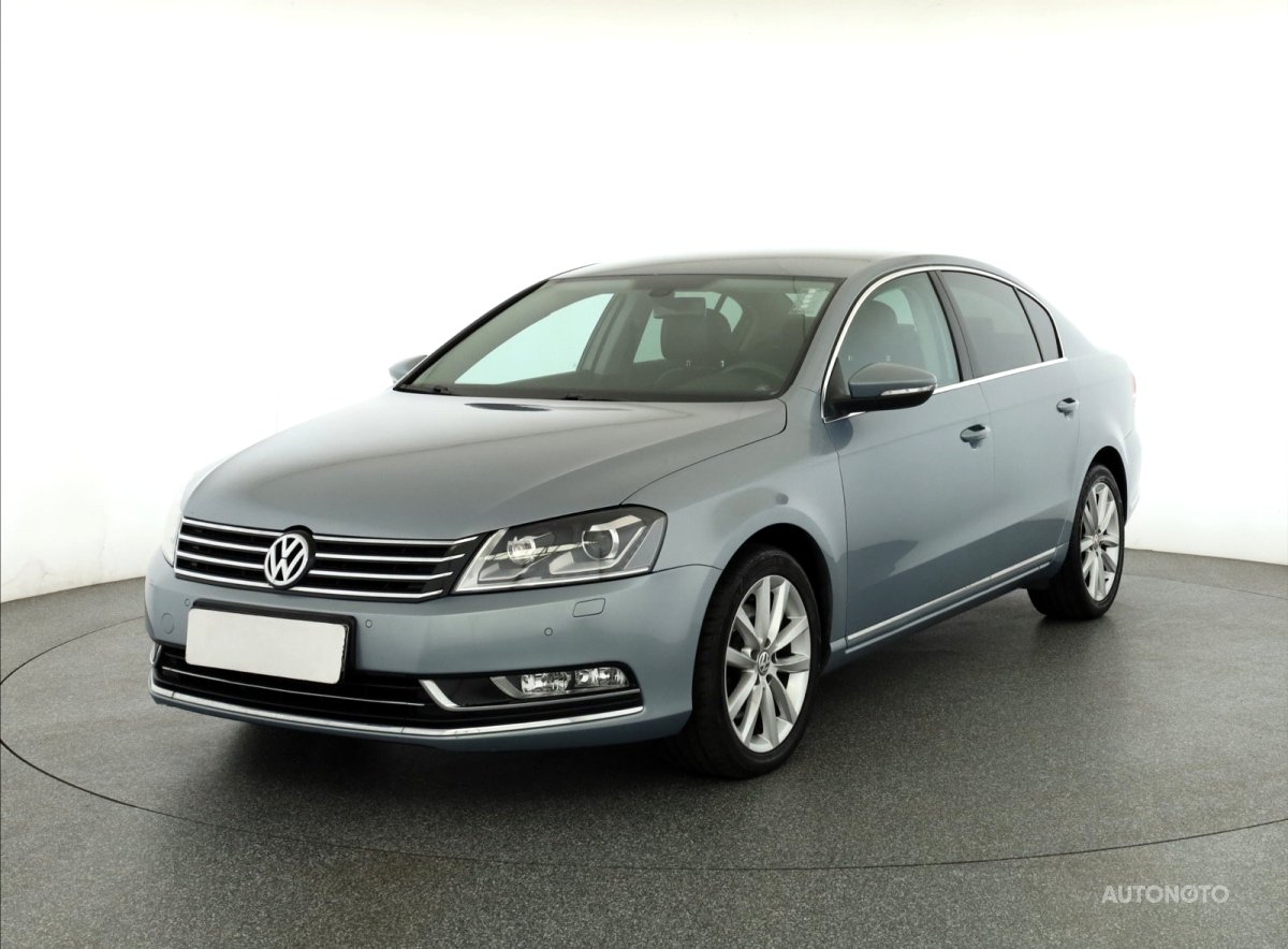 Volkswagen Passat, 2012 - pohled č. 3