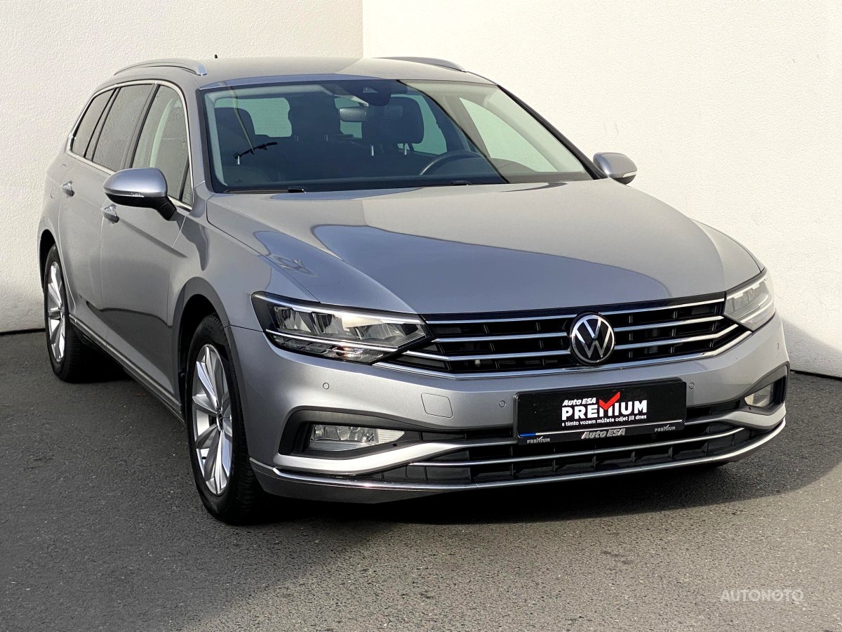 Volkswagen Passat, 2022 - celkový pohled