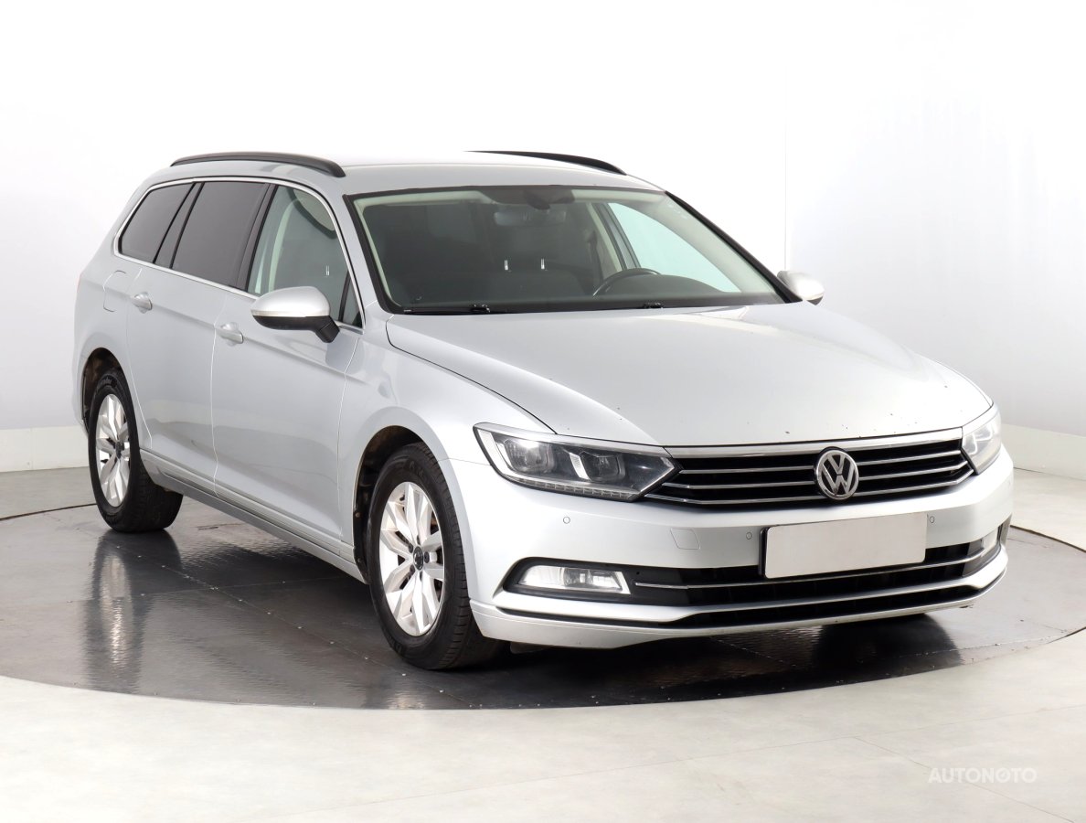 Volkswagen Passat, 2015 - celkový pohled