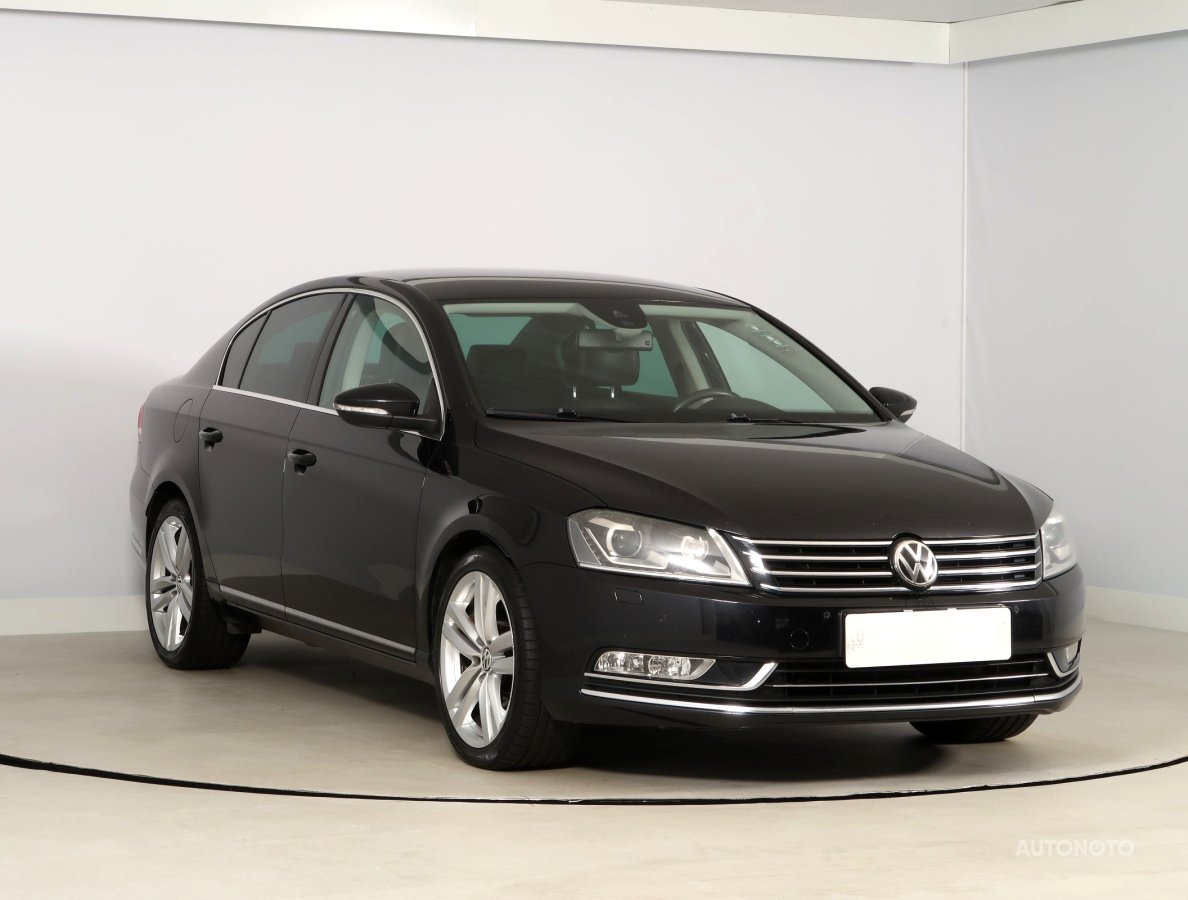 Volkswagen Passat, 2011 - celkový pohled