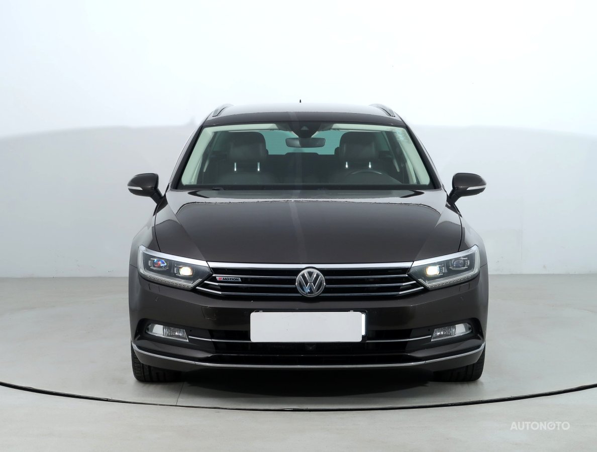 Volkswagen Passat, 2016 - pohled č. 2