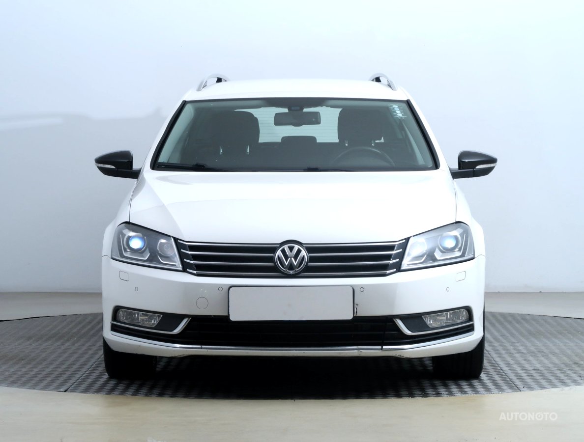 Volkswagen Passat, 2014 - pohled č. 2