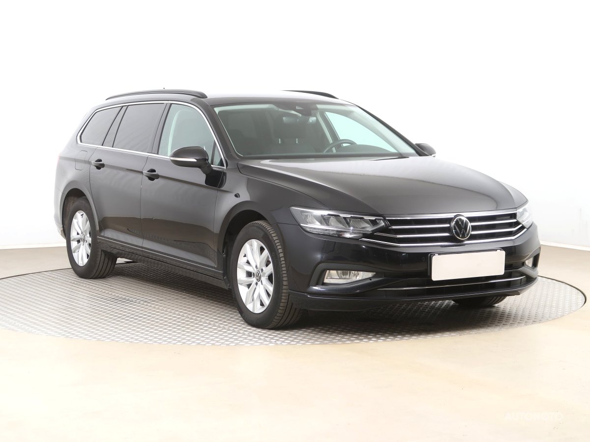 Volkswagen Passat, 2020 - celkový pohled