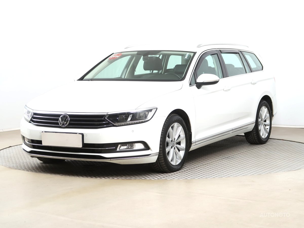 Volkswagen Passat, 2018 - pohled č. 3