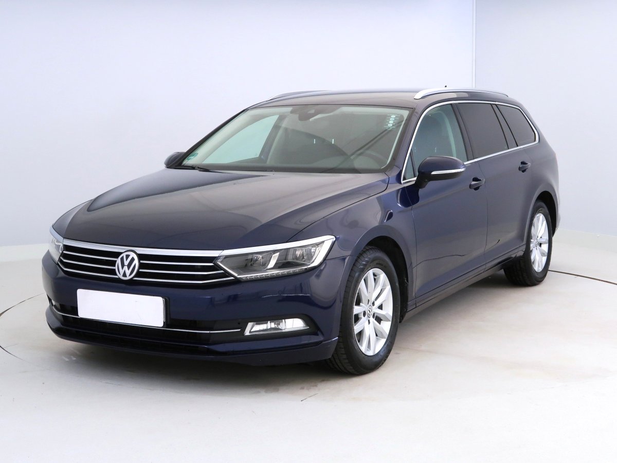 Volkswagen Passat, 2018 - pohled č. 3