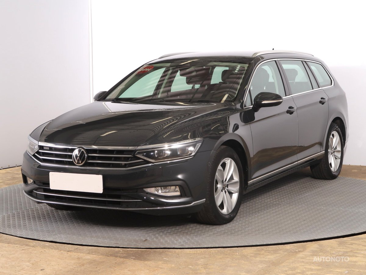 Volkswagen Passat, 2020 - pohled č. 3