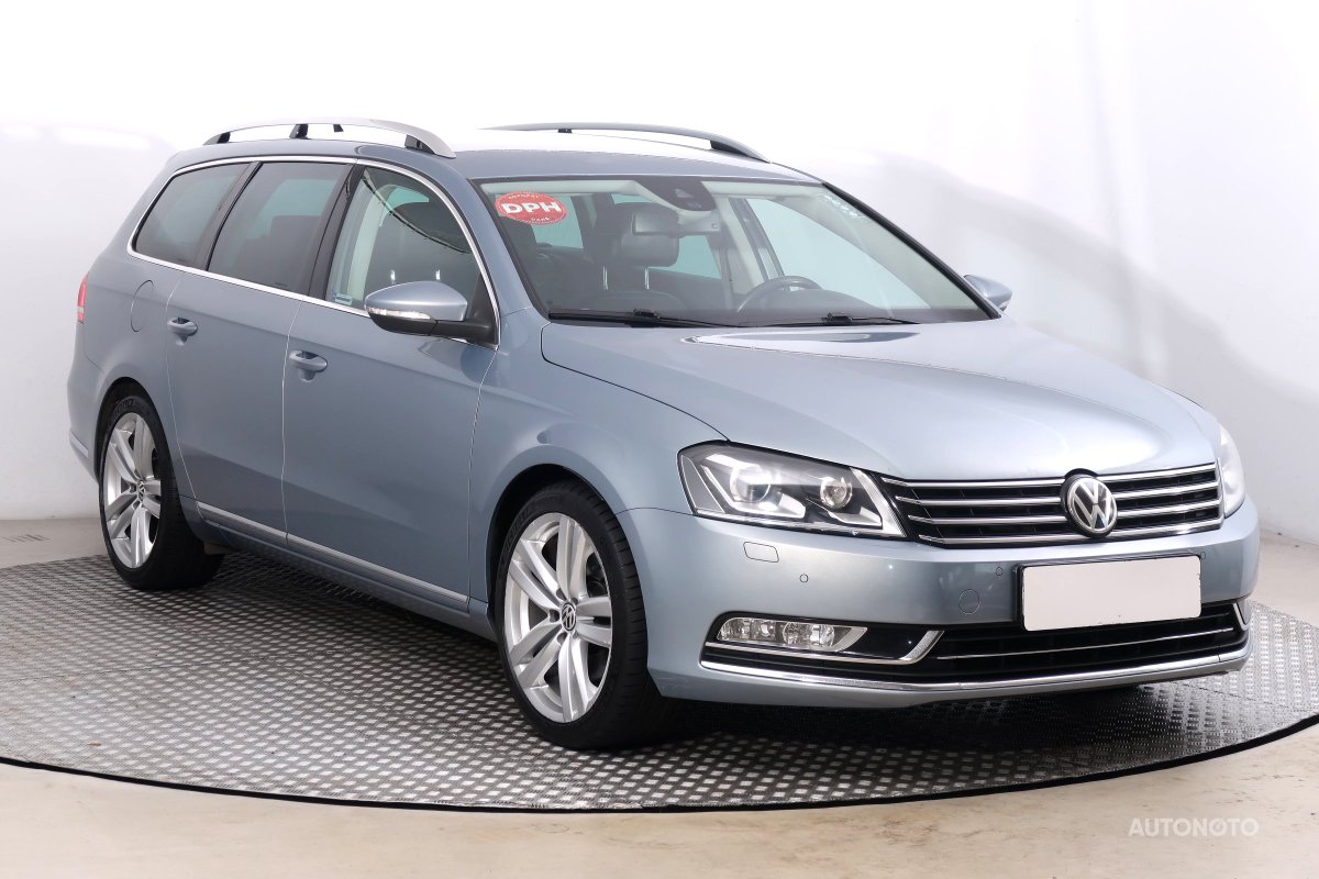 Volkswagen Passat, 2012 - celkový pohled