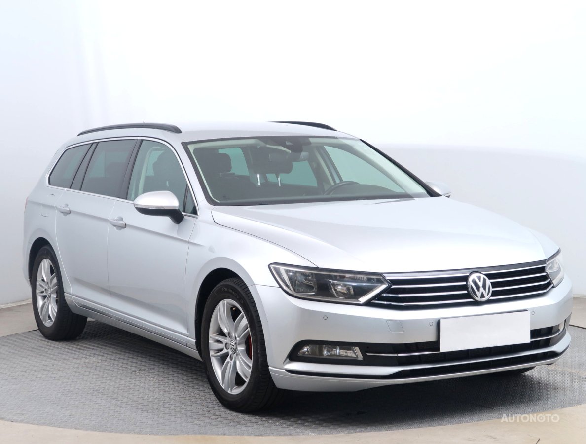 Volkswagen Passat, 2015 - celkový pohled