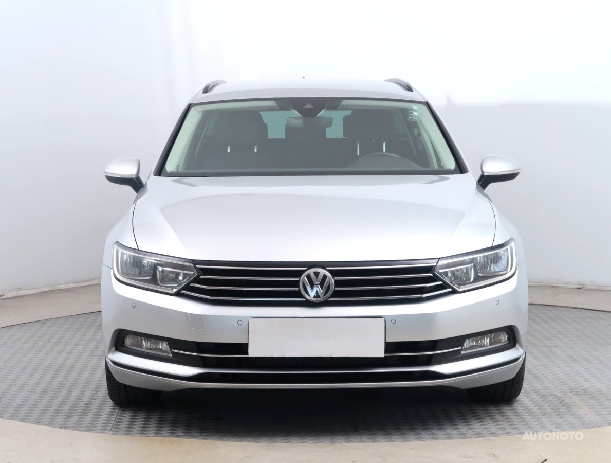 Volkswagen Passat, 2015 - pohled č. 2