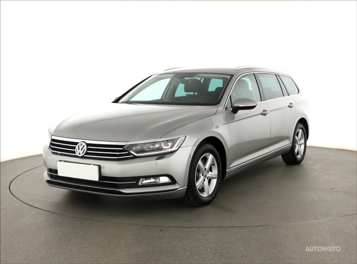 Volkswagen Passat, 2016 - pohled č. 3
