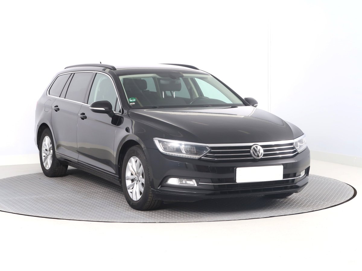 Volkswagen Passat, 2015 - celkový pohled