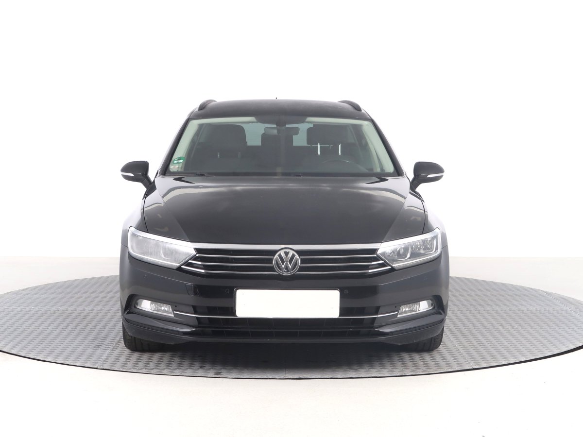 Volkswagen Passat, 2015 - pohled č. 2