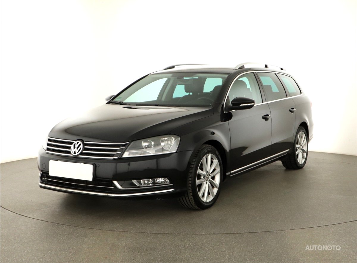 Volkswagen Passat, 2011 - pohled č. 3