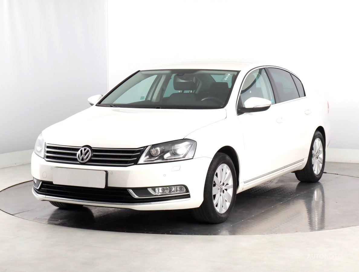 Volkswagen Passat, 2012 - pohled č. 3