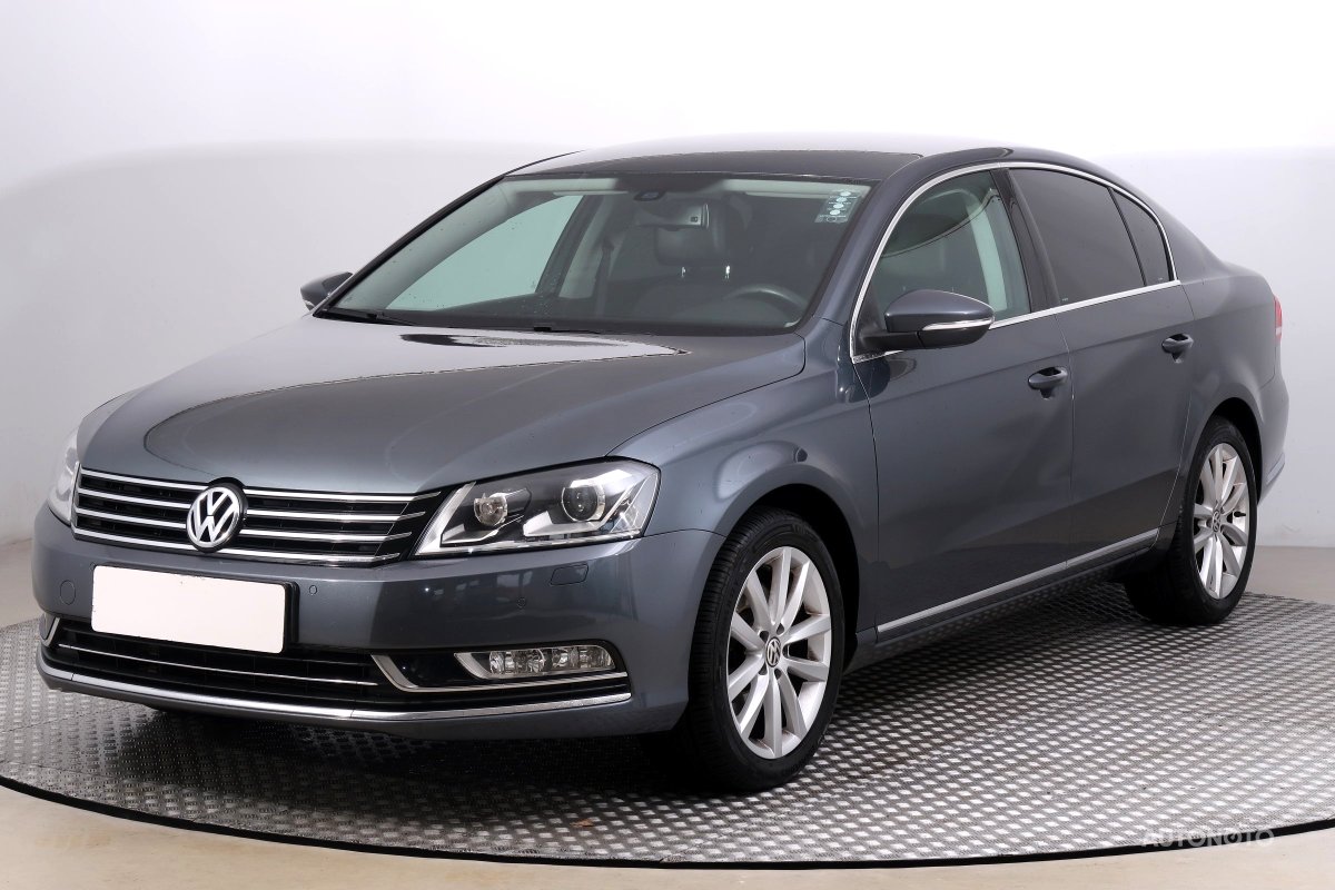 Volkswagen Passat, 2012 - pohled č. 3