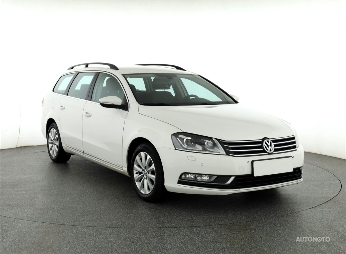 Volkswagen Passat, 2014 - celkový pohled