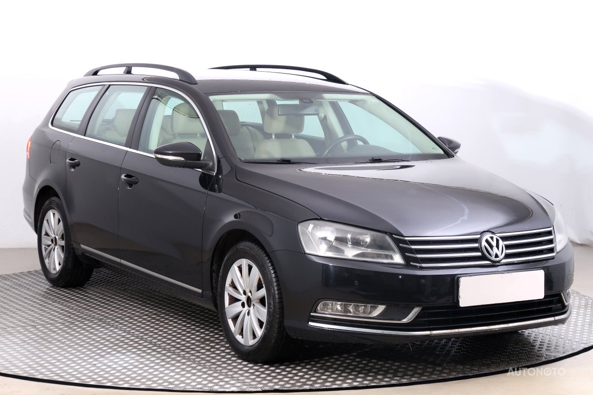 Volkswagen Passat, 2012 - celkový pohled