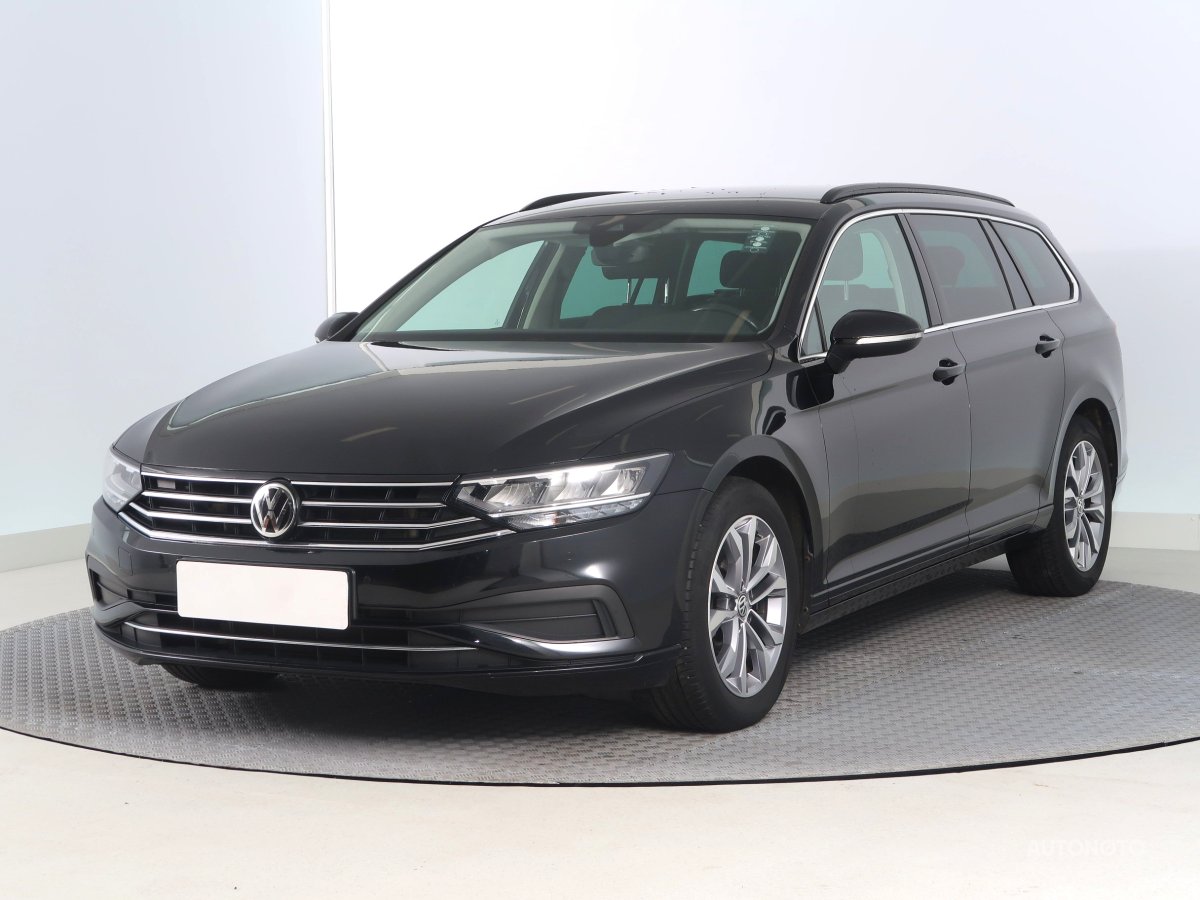 Volkswagen Passat, 2020 - pohled č. 3