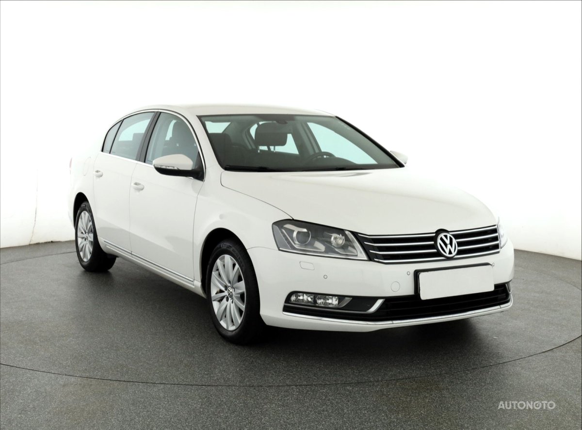 Volkswagen Passat, 2014 - celkový pohled